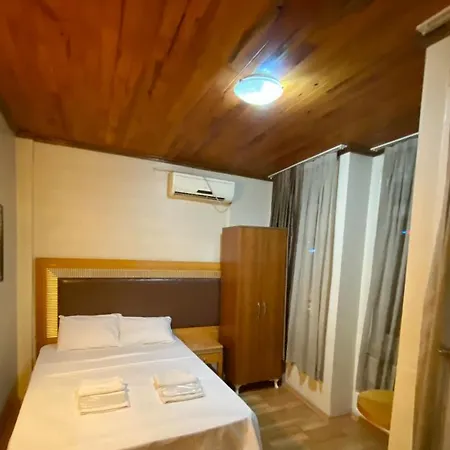 Herton Boutique Hotel *