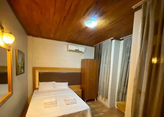 Herton Boutique Hotel *